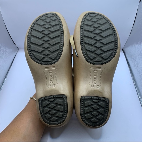 Crocs Tilda Dutch Clog Womens Size 6  Tie Lightweight Shoe EUC RARE - Picture 6 of 6